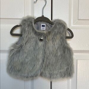 Janie and Jack faux Fur Baby Vest Size 6 to 12 Months
